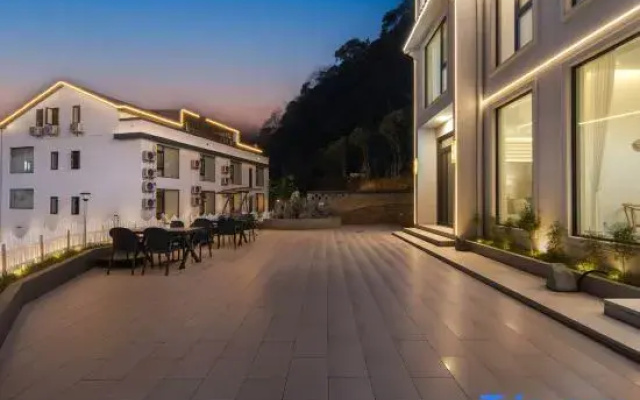 Sanqingshan Cuilin Homestay (Gangshou Cableway)