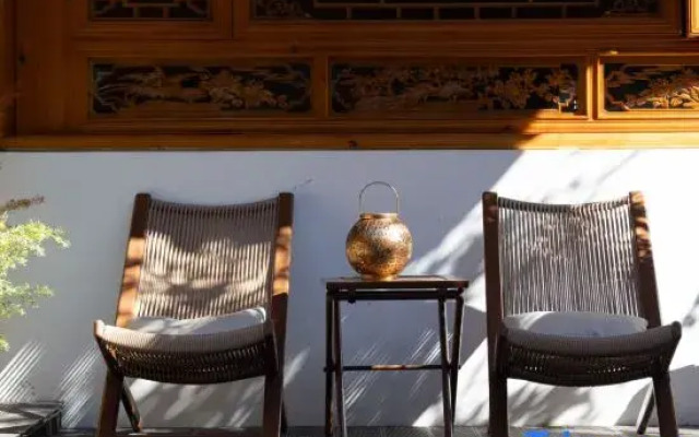 Yuanli Shuxia Homestay (Lijiang Ancient City South Gate Branch)