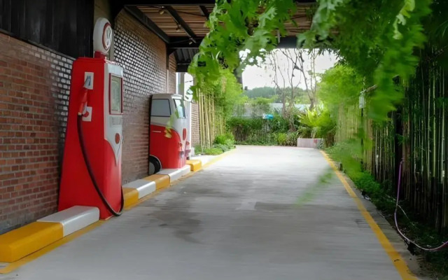 RiverHills Resort