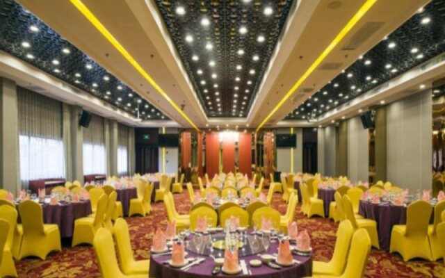 Quanzhou Overseas Chinese Hotel