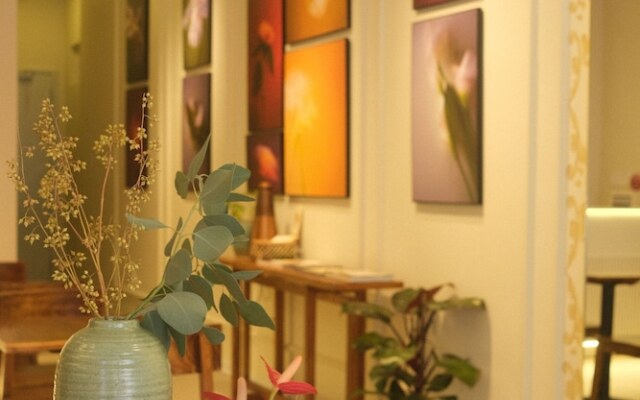 Le Macaron Boutique Hotel