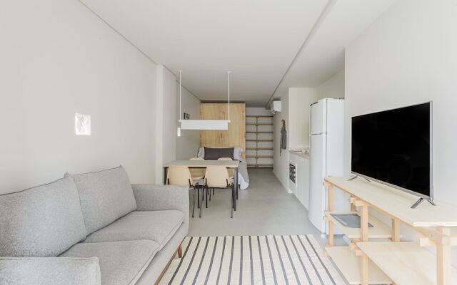 Tabas by Blueground União Continental