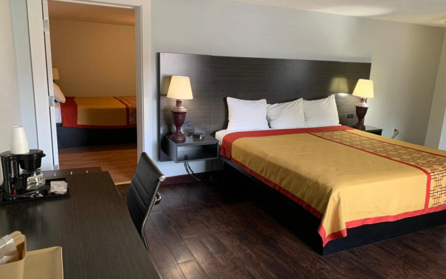 Pigeon Forge Parkway Inn