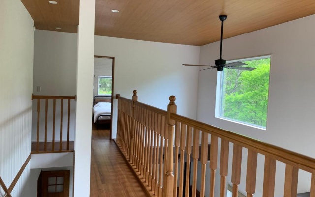 晴耕雨読の家#Outlet#Karuizawa station10mins by car#Wifi&Max11ppl#Pet OK#BBQ – Hotel Rooms – Shimonita