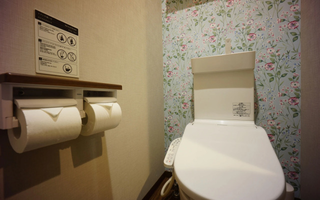 Rona Hotel