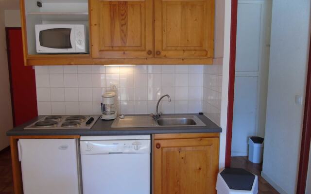 Lou Services Apartment CB63 LSI 001