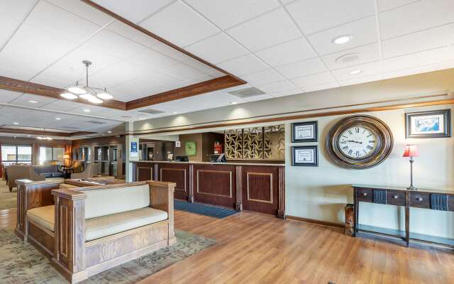 Best Western Plus Steeplegate Inn