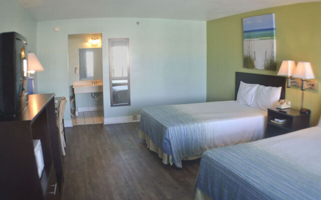 Boardwalk Beach Resort by Royal American Beach Getaways