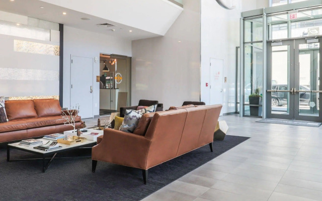 Global Luxury Suites at The Theatre District
