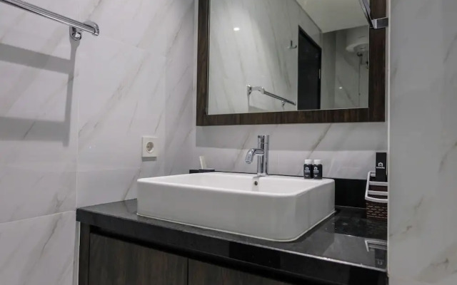 Fully Furnished 1BR at The Branz BSD Apartment