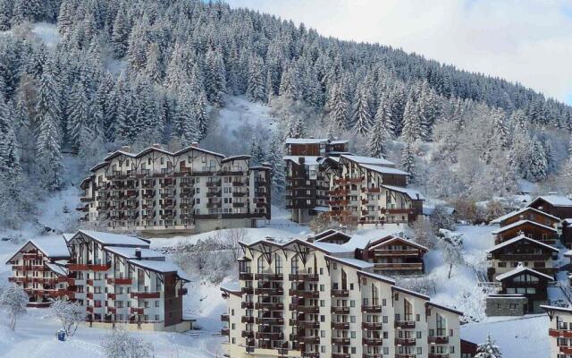 Appartement La Tania, 2 pièces, 4 personnes - FR-1-513-75