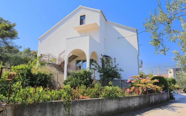 Apartments and rooms by the sea Arbanija, Ciovo - 1125
