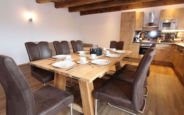 Apartment in Kaprun on the ski Slopes