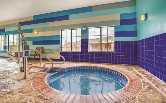 La Quinta Inn & Suites Oklahoma City-Moore