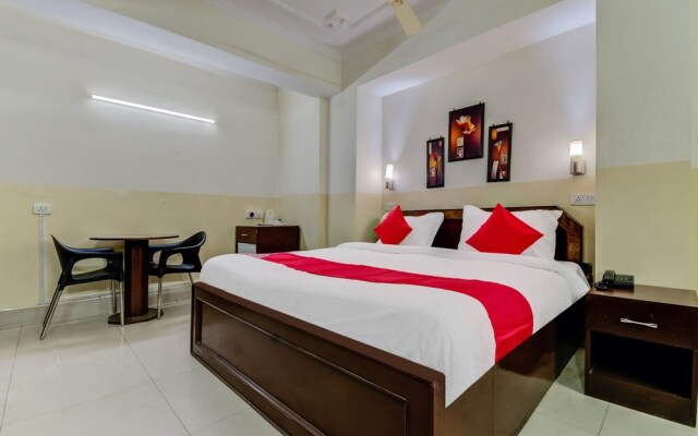 Hotel Fort by OYO Rooms