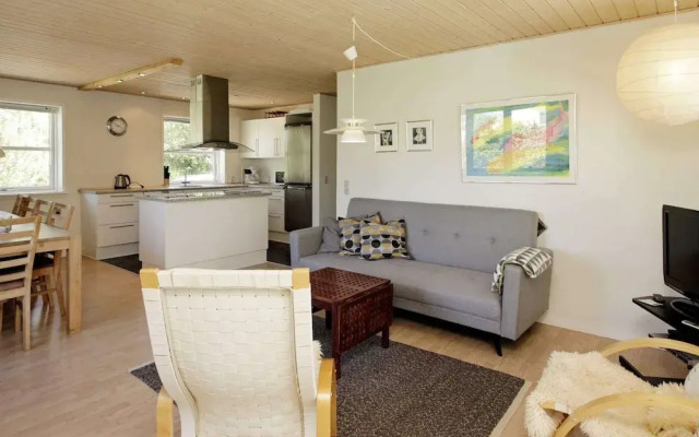 8 Person Holiday Home in Fjerritslev-by Traum