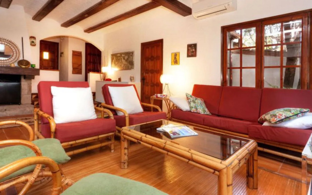 House La Plaza Calonge