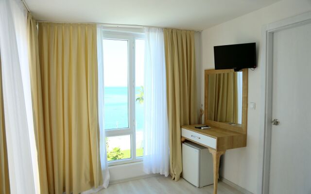 Viking Beach Hotel