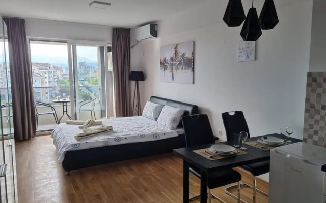 Porta Bus Station Apartment