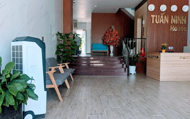 Tuan Ninh Hotel 2