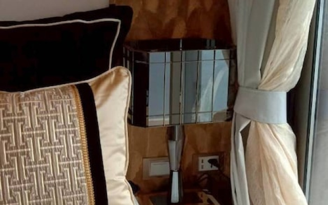 Serene 1-bedroom Apartment With Private Pool in Muang Pattaya