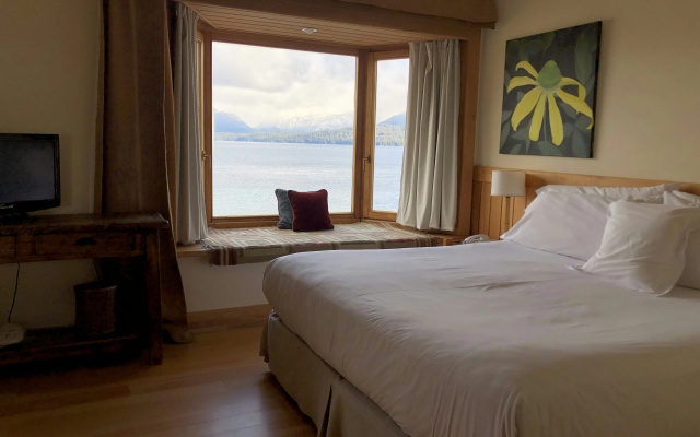 Correntoso Lake & River Hotel