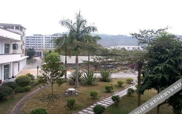 Yuyuan Wenquan Dujia Hotel