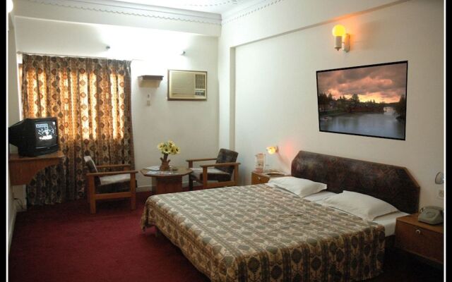 Hotel Saheli Palace