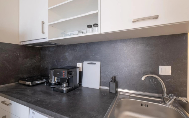 Sunny Dream Apartments