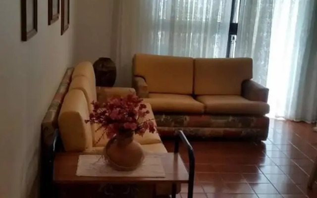 Ubatuba Tenório apto térreo 6 pess