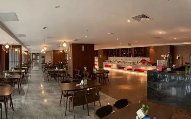 Wenhe Ruijin Hotel