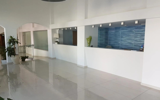 Melini Hotel Suites