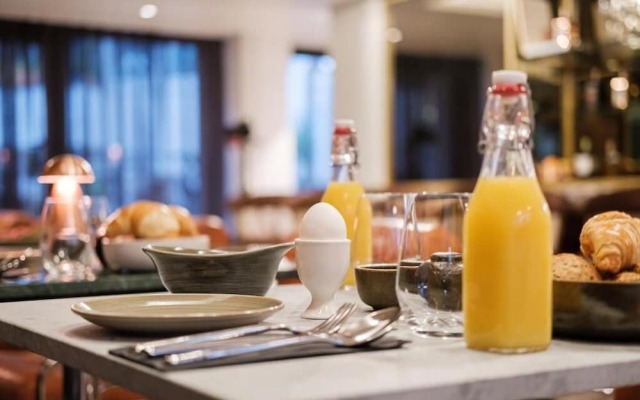 Отель MUZE Hotel Германия, Дюссельдорф - отзывы, цены и фото номеров - забронировать отель MUZE Hotel онлайн