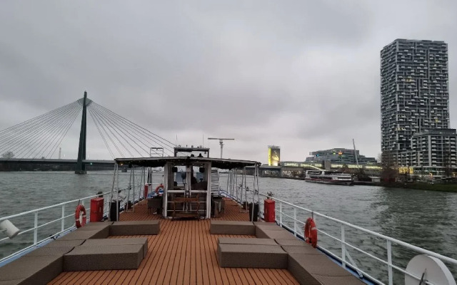 MS DIANA - Nava de croaziera pe Dunare