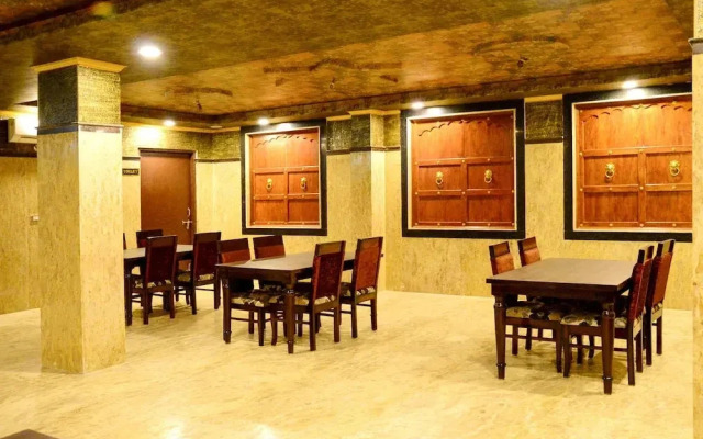 Harpalsar Haveli by GudStay