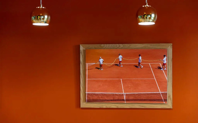 Hotel Olympic Paris Boulogne by Patrick Hayat