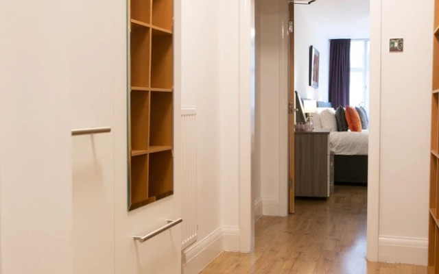 Rest & Recharge Regents CT 1Bed Sleeps 4