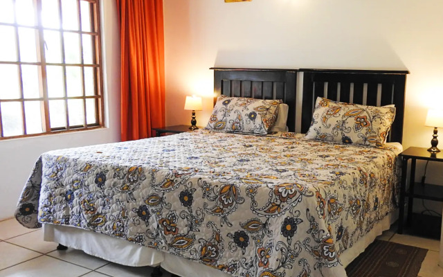 Bizafrika Guest Lodge & Conference Center