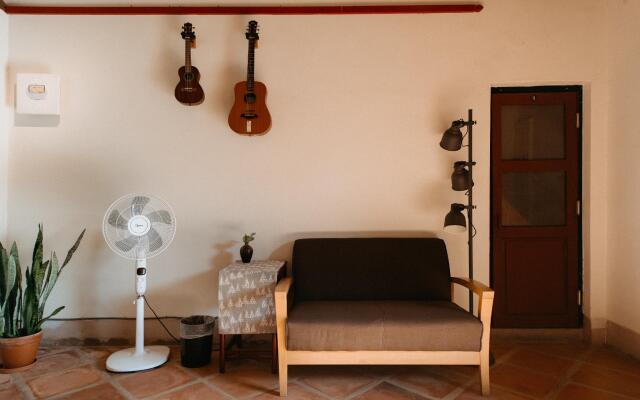 Live Guest House