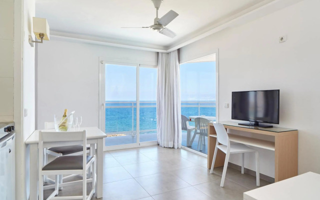 Nereida Aparthotel