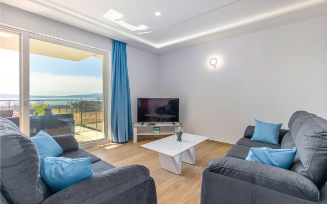 Stunning Apartment in Kostrena With 3 Bedrooms, Wifi and Outdoor Swimming Pool