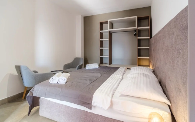 Sutivan Luxury Apartments