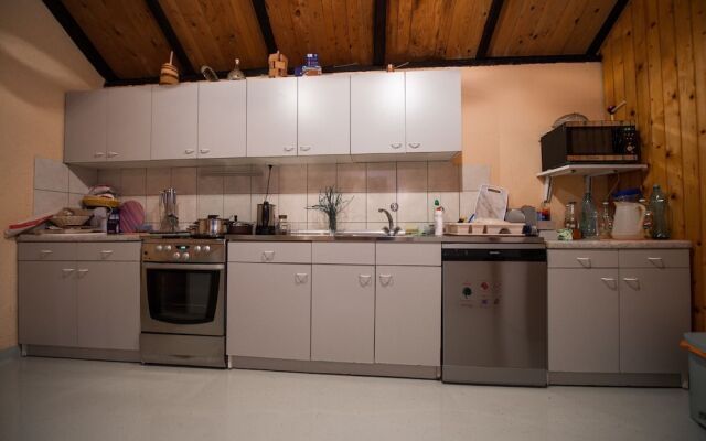 A5 Cozy Apt. With big Garden, Balcony & Grill