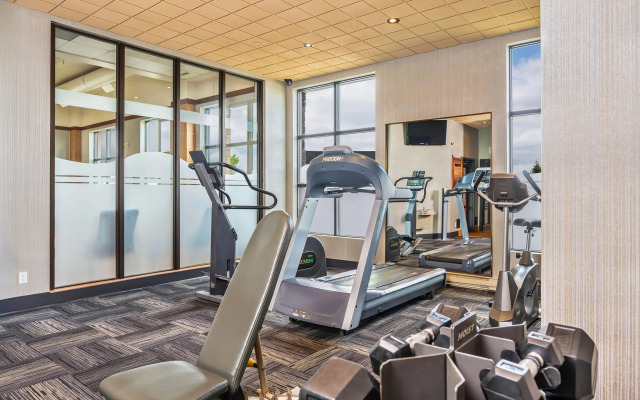 Quality Inn & Suites Levis