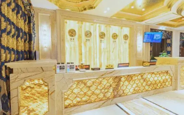 Xinlong Hotel (Qingyuan Changlong Avenue Yinzhan Hot Spring Branch)