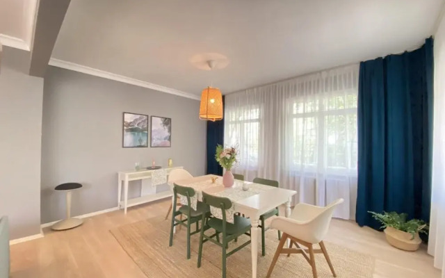 Missafir Stylish Flat Near Shopping Malls in Sisli