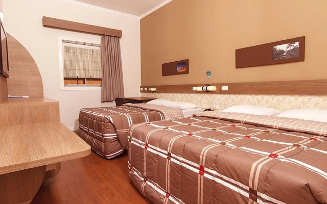 Hotel 10 Aparecida de Goiania