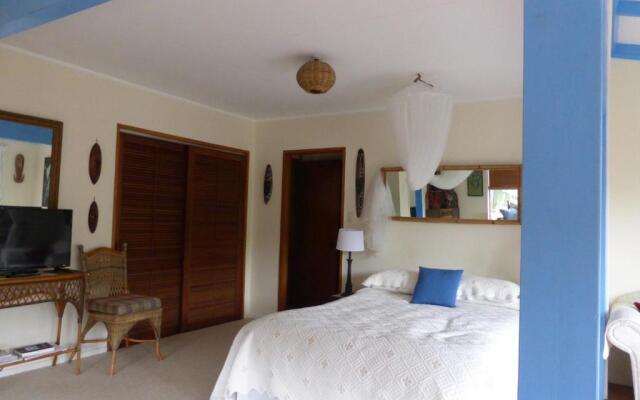 Great Barrier Oasis Lodge