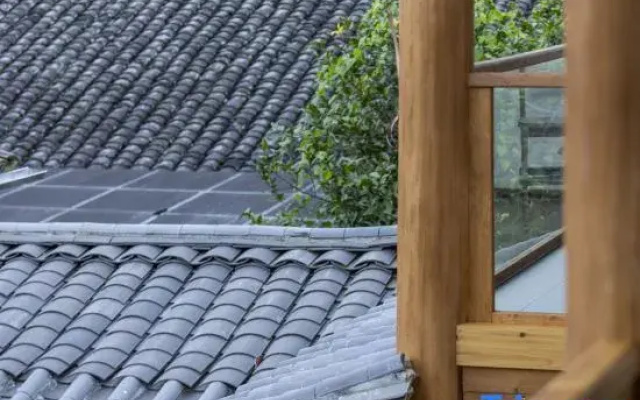 Luobai Homestay (Heshun Ancient Town)