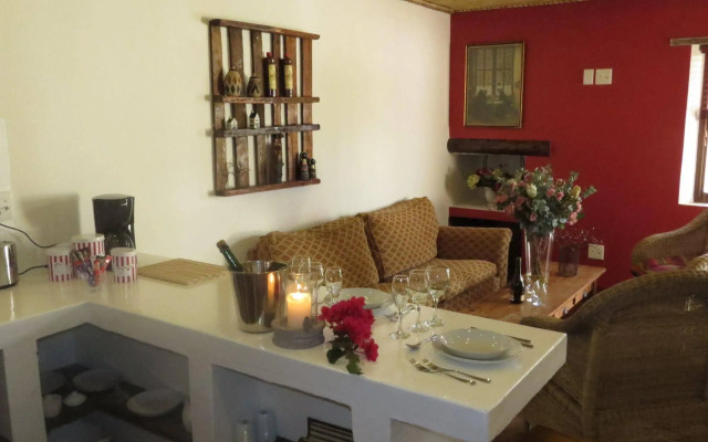 De Leeuwenhof Estate Hotel